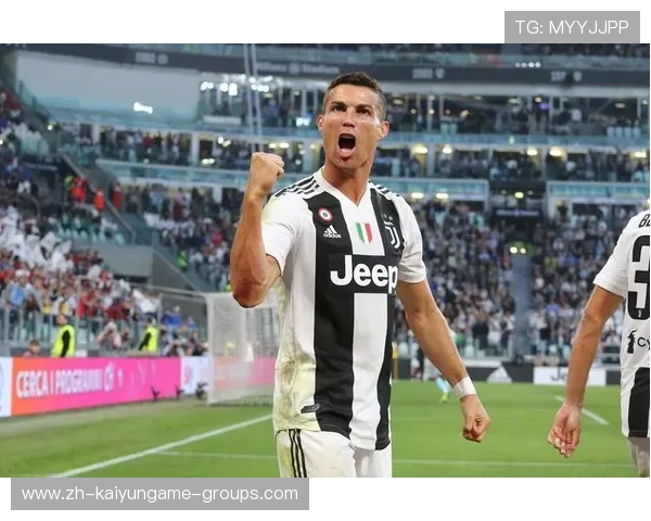 C罗深夜直播爆金句：球迷笑到不行